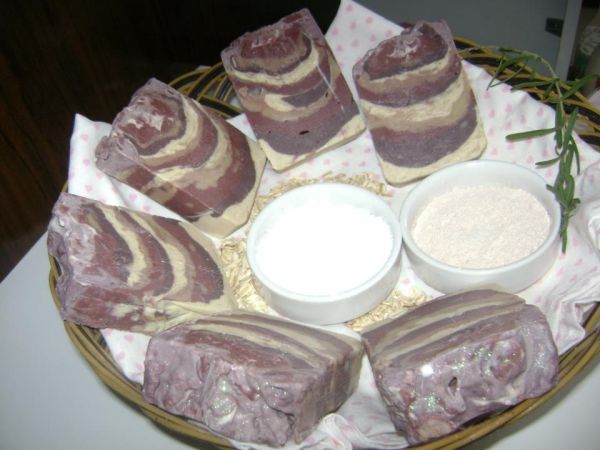Sabonete cold de rosas e lavanda