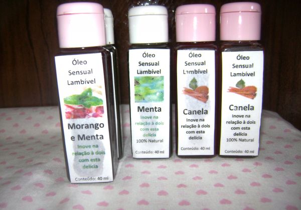 Óleo sensual lambível em aromas variados
